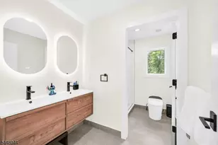17 Meadow Rd, Clark Township, NJ 07066 - Photo 23