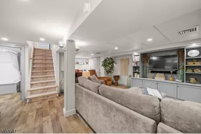 102 Sherwood St, Clifton, NJ 07013 - Photo 11