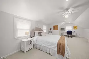 102 Sherwood St, Clifton, NJ 07013 - Photo 9