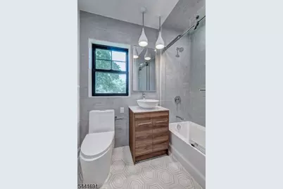 35 Sheridan Ave, West Orange Township, NJ 07052 - Photo 19