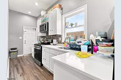 132 4th St, Elizabeth, NJ 07206 - Photo 19