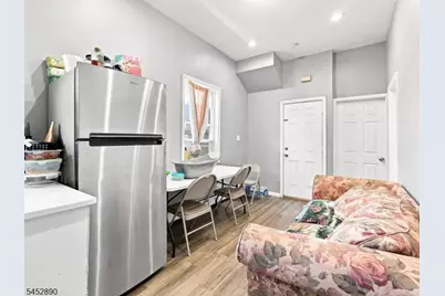 132 4th St, Elizabeth, NJ 07206 - Photo 21