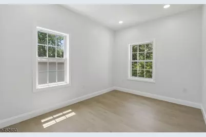 250 Milltown Rd, Springfield, NJ 07081 - Photo 23