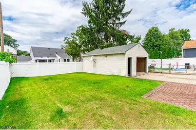 185 Floyd St, Belleville, NJ 07109 - Photo 29