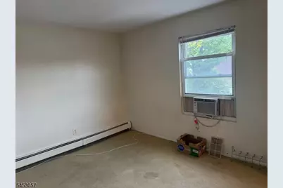 96 Walnut St, Nutley, NJ 07110 - Photo 3