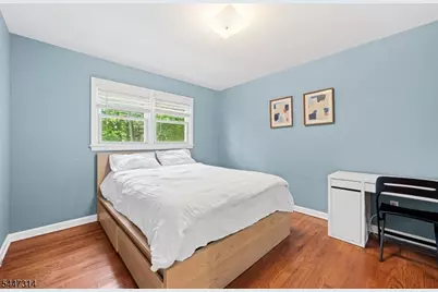 6 Hepworth Ct, West Orange Township, NJ 07052 - Photo 19