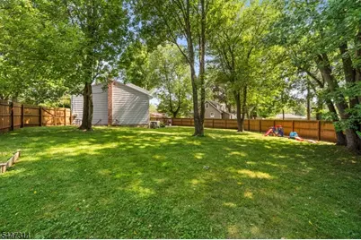 6 Hepworth Ct, West Orange Township, NJ 07052 - Photo 39