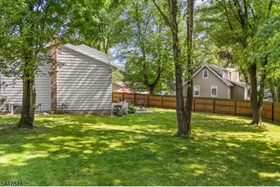 6 Hepworth Ct, West Orange Township, NJ 07052 - Photo 41