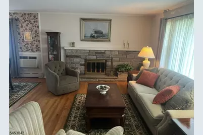 23 Evergreen Dr, Berkeley Heights Township, NJ 07922 - Photo 7