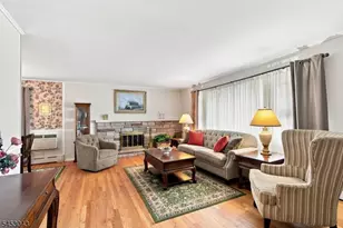 23 Evergreen Dr, Berkeley Heights Township, NJ 07922 - Photo 11