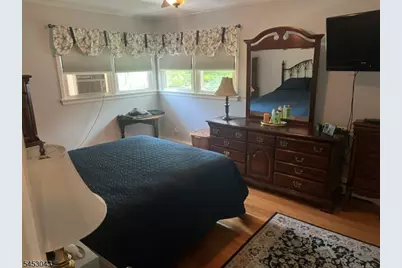 23 Evergreen Dr, Berkeley Heights Township, NJ 07922 - Photo 9