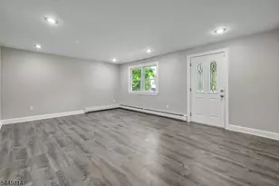 2 Stiles Ln, Montville Township, NJ 07058 - Photo 9