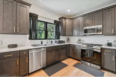 14-16 Mount Washington Dr, Clifton, NJ 07013 - Photo 17