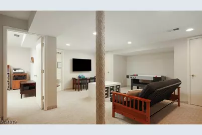 8 Cayuga Way, Bernards Township, NJ 07920 - Photo 37