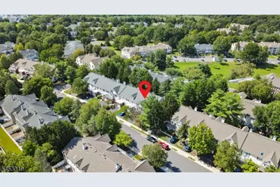 43 Sapphire Ln, Franklin Township, NJ 08823 - Photo 19