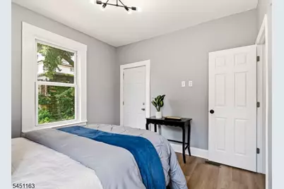 407 Chadwick Ave, Newark, NJ 07112 - Photo 17