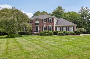 2 Stratford Dr, Randolph Township, NJ 07869 - Photo 1