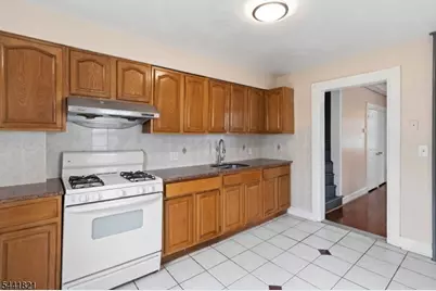 166 E Blackwell St, Dover, NJ 07801 - Photo 7