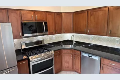 2501 Vroom Dr #2501, Bridgewater, NJ 08807 - Photo 9