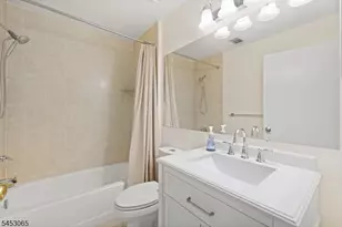 2501 Vroom Dr, Bridgewater, NJ 08807 - Photo 17