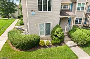2501 Vroom Dr, Bridgewater, NJ 08807 - Photo 21