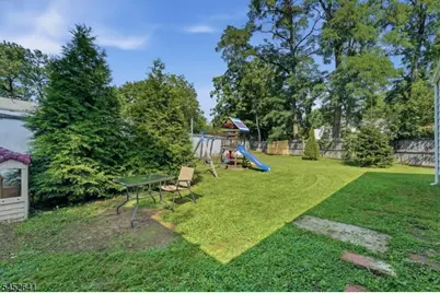 77 Deborah Ct, Plainfield City, NJ 07062 - Photo 35