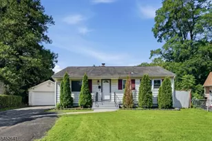 77 Deborah Ct, Plainfield City, NJ 07062 - Photo 1