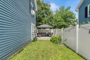 422E E Front St, Plainfield City, NJ 07060 - Photo 25