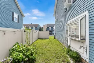 422E E Front St, Plainfield City, NJ 07060 - Photo 29