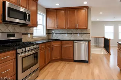 528 Cumberland St #B, Westfield, NJ 07090 - Photo 13