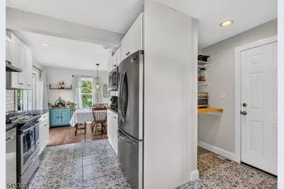 693 Amwell Rd, Hillsborough Township, NJ 08844 - Photo 15