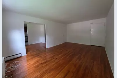 87 Elm Rd, Caldwell, NJ 07006 - Photo 3