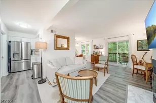 34 Loantaka Way, Madison, NJ 07940 - Photo 3