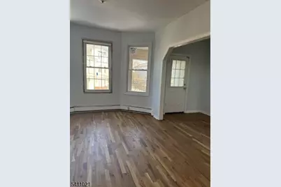 590 Hawthorne Ave #1, Irvington, NJ 07112 - Photo 5