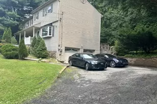 24 Tallahatchie Dr, Vernon, NJ 07461 - Photo 3