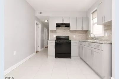 143 Pearsall Ave, Jersey City, NJ 07305 - Photo 5