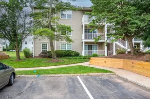 57 Lindsey Ct, Franklin Township, NJ 08823 - Photo 1