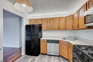 57 Lindsey Ct, Franklin Township, NJ 08823 - Photo 11