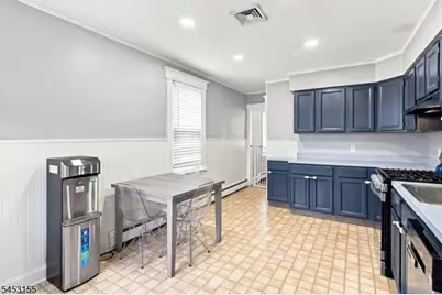 154 E Cliff St, Somerville, NJ 08876 - Photo 9