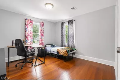 512 W 3rd Ave, Roselle, NJ 07203 - Photo 25