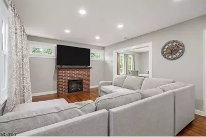 512 W 3rd Ave, Roselle, NJ 07203 - Photo 13