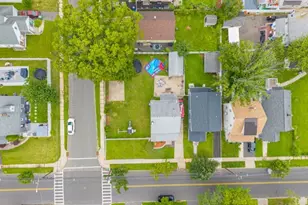 512 W 3rd Ave, Roselle, NJ 07203 - Photo 35