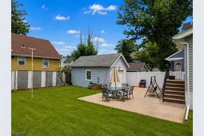 512 W 3rd Ave, Roselle, NJ 07203 - Photo 9
