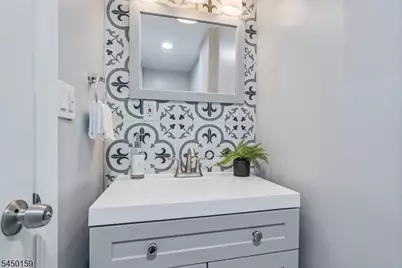 215 Waverly Pl, South Orange, NJ 07079 - Photo 15