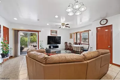 22 George St, Clifton, NJ 07011 - Photo 11