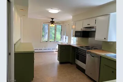 22 Cooks Cross Rd, Union Township, NJ 08867 - Photo 3