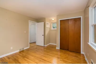 23 Cabot Ln, Kinnelon, NJ 07405 - Photo 17