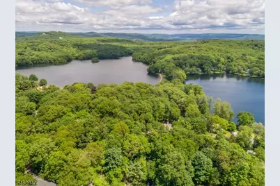 23 Cabot Ln, Kinnelon, NJ 07405 - Photo 35