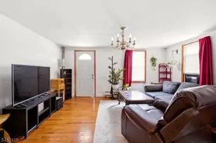 87-89 W Somerset St, Raritan, NJ 08869 - Photo 3