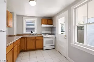 87-89 W Somerset St, Raritan, NJ 08869 - Photo 17